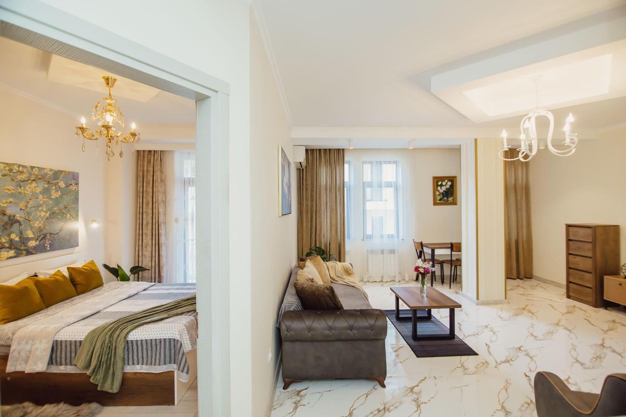 Ekaterine'S Apartments 바투미 객실 사진