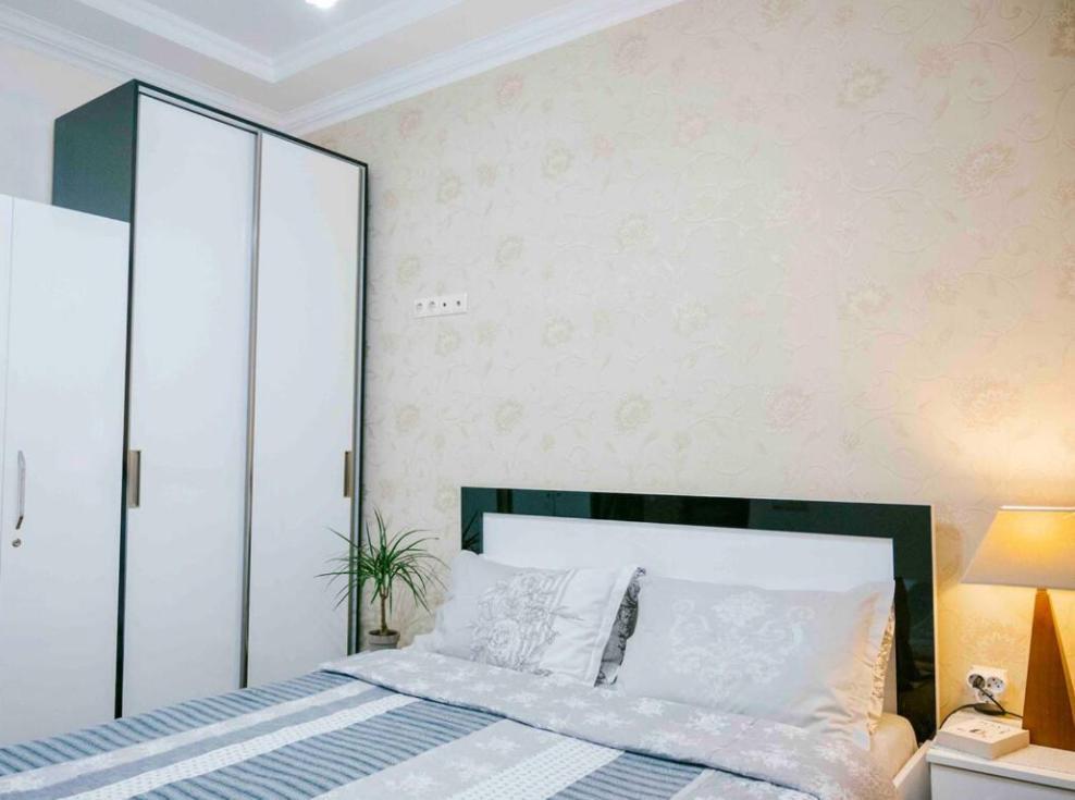 Ekaterine'S Apartments 바투미 외부 사진